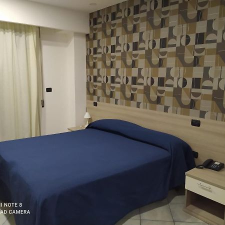 Hotel Poseidon Corigliano Calabro Bagian luar foto
