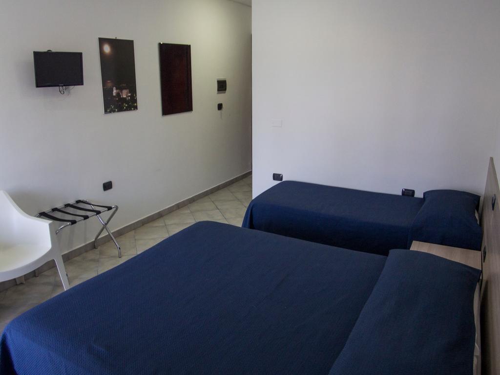Hotel Poseidon Corigliano Calabro Bagian luar foto